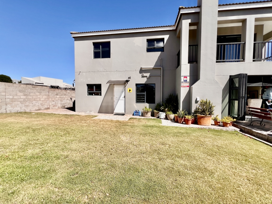 3 Bedroom Property for Sale in Myburgh Park Western Cape